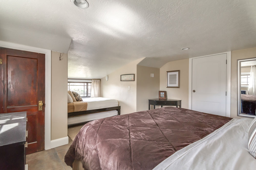 Aspenwood Manor Bavarian Loft